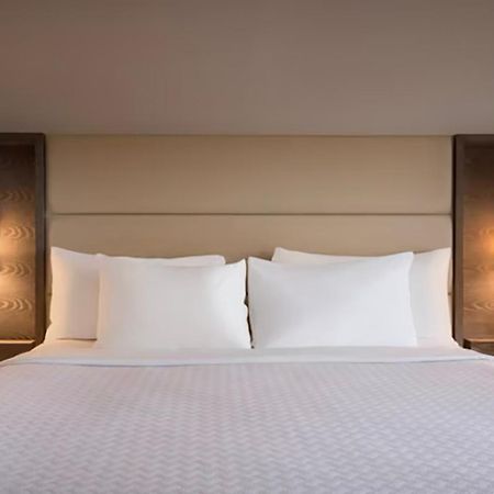 Crowne Plaza Englewood By Ihg Hotel Ngoại thất bức ảnh